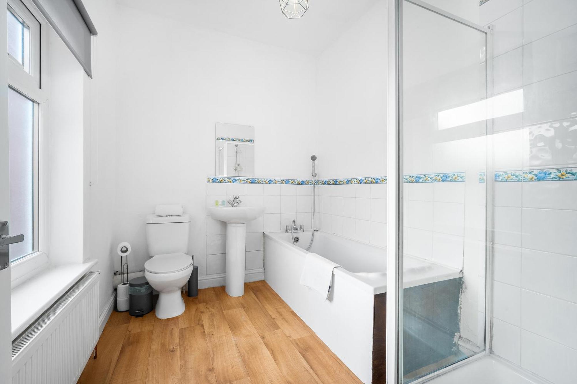 Harborne 2 Bedroom House - Parking - Smart Tv - Wifi - 62W Birmingham Luaran gambar