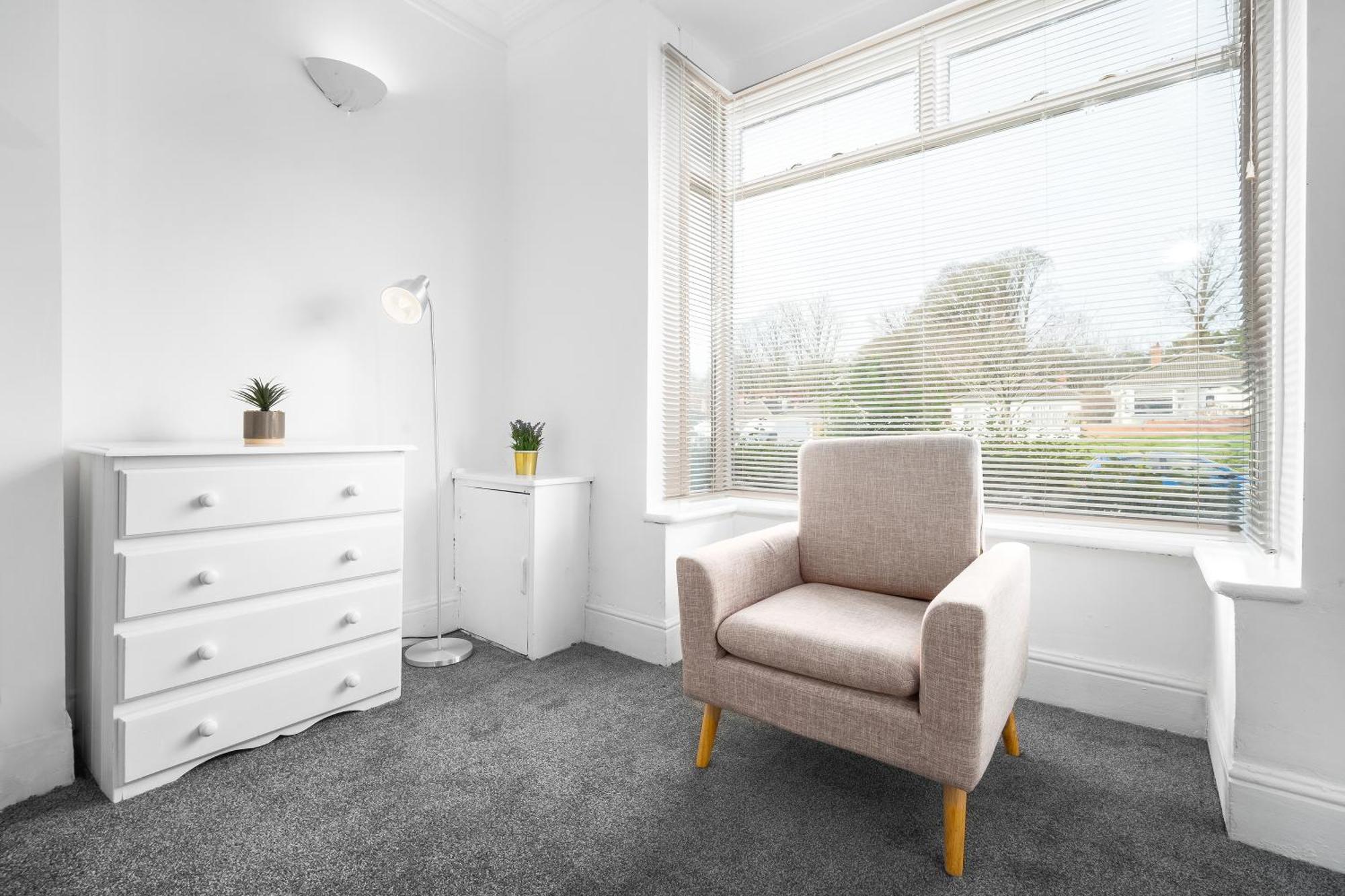 Harborne 2 Bedroom House - Parking - Smart Tv - Wifi - 62W Birmingham Luaran gambar